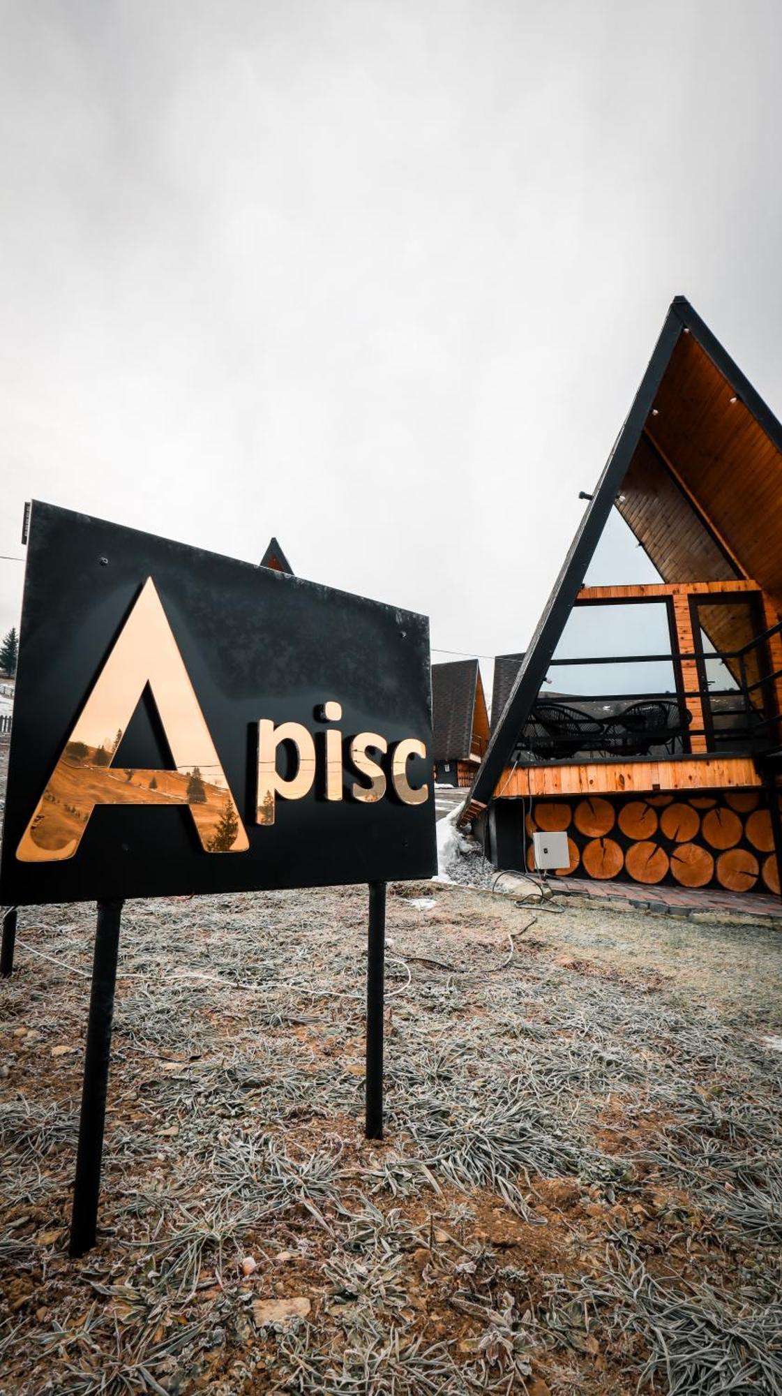 A Pisc Hotel วาตรา โมลโดวิเซ ภายนอก รูปภาพ